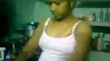 Desi bhabi wearing dress free porn show for lover