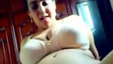 Busty aunty with big boobs having nude sex