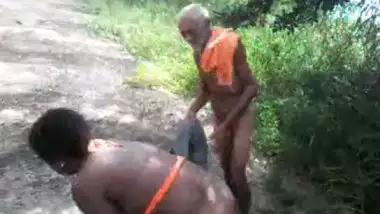 Black girl fucked outdoor by old man
