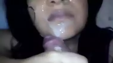 husband cum on bhabhi face