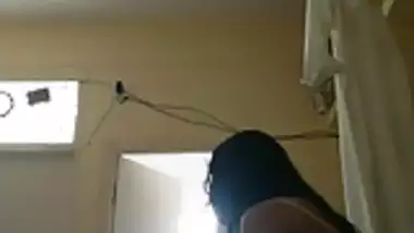 Amateur Indian girl is naked on camera after shower