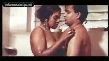 Desi mallu bhabhi shower sex with lover