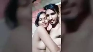 380px x 214px - Indian video Desi Villager Couple Outdoor Kissing