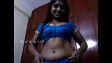 380px x 214px - Indian video Tamil Hot Aunty Showing Her Hot Body In Imo Video Call