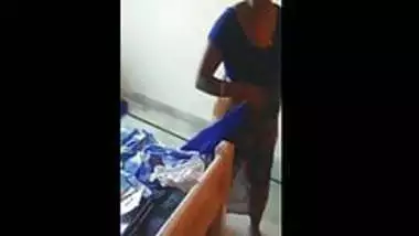 Tamil aunty dress change while her bf watching
