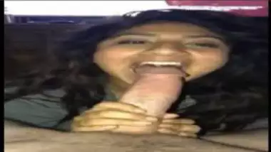 Cute Smiling NRI Girl Sucking Fat And Big Cock