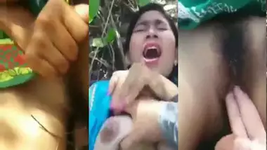 380px x 214px - Indian video Manipuri College Girl Caught In Park By Local Guys