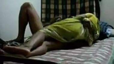 Telugu maid in saree do hardcore sex with Madrasi owner