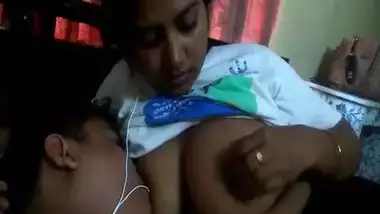 Bangladeshi girl feeding boobs to her colleague