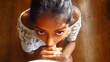 Innocent Next Door Indian Girl Sizzling Oral Sex - Indian Sex
