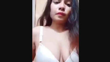 Wonderful Sexy Lady on Webcam Shows Floppy Boobs and Yummy Twat