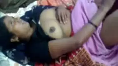 Momdan Aunty Ki Chudai Video - Indian video Muslim Village Aunty Fucked Quickly By Neighbor