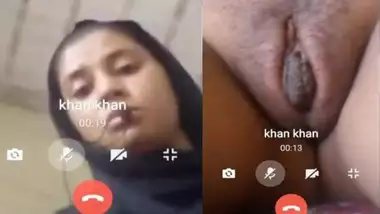 Pakistani wife showing her amazing pussy on VC