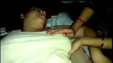 XXX Indian porn videos of hot office girl Kirti gone viral
