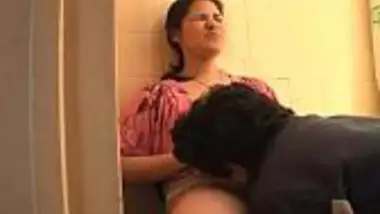Hindi fetish porn of rich girl beat and force desi guy to lick chut