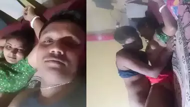 Sanuliya Sex Video - Indian video Indore Village Desi Couple Sex At Home Viral Mms