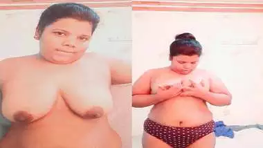 Unsatisfied nude bhabhi playing with big boobs