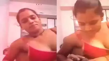 Married wife in bra gagging lover dick viral MMS